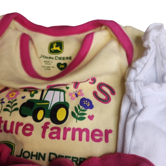 The 2 shirts are 3 months, and the pink pants are 0-3 months. - Picture 4 of 5